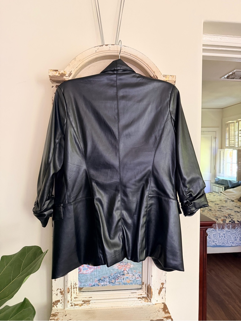 Tart Collections Black Vegan Leather Blazer Size Small - Picture 6 of 6